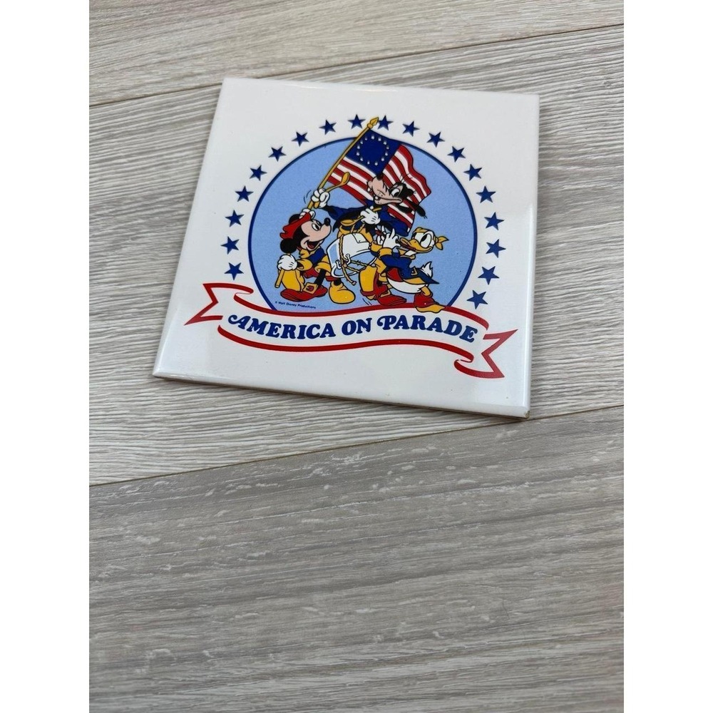 Vintage 1975 Walt Disney World America on Parade Bicentennial Tile Trivet 6x6